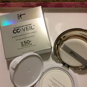 It cosmetics hydrating fluid foundation Fair